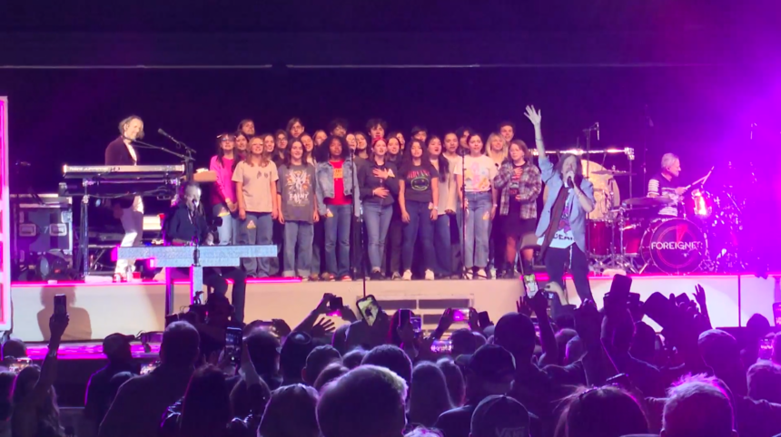 Vanguard School choir students perform with Foreigner